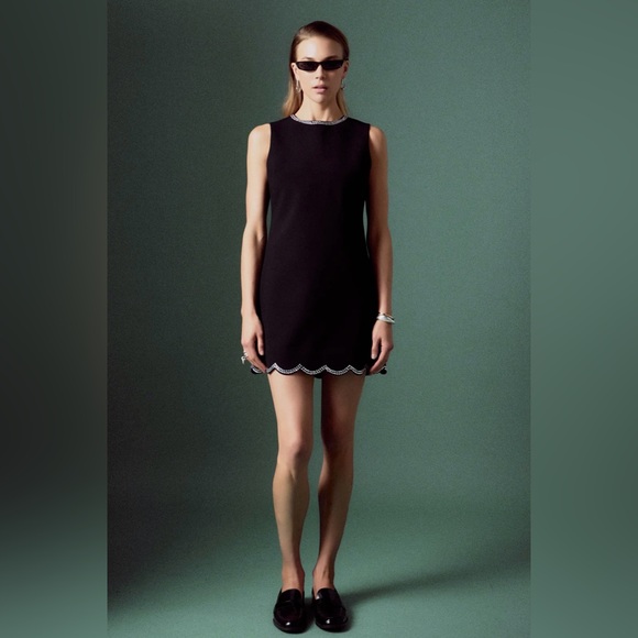 Tuckernuck English Factory Scallop Hotfix Mini Dress in Black Size S - Picture 3 of 13